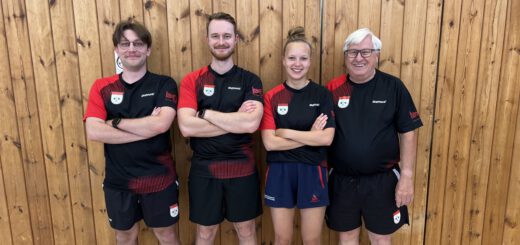 5. Herren-Mannschaft von links: Philipp Streitberger, Benedikt Lehnerer, Jana Schneider, Reinhard Wira