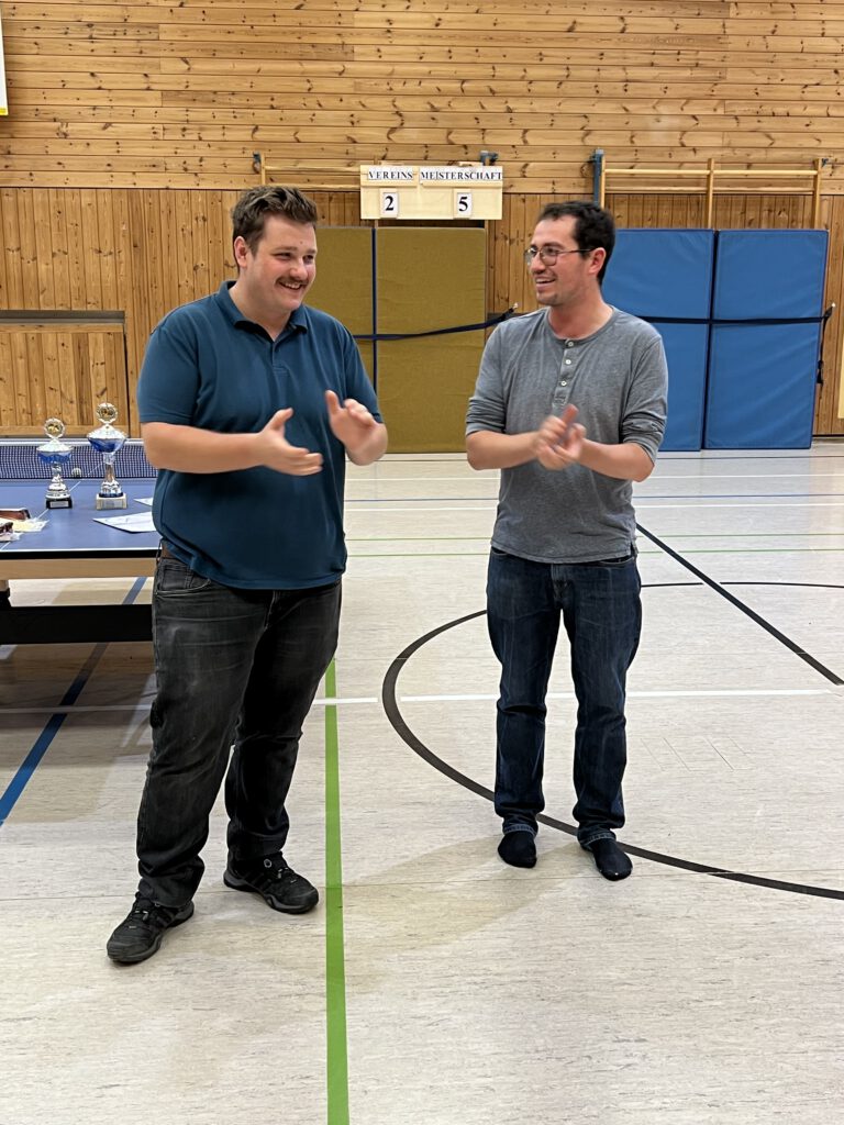 Siegerehrung durch Moritz und Michael